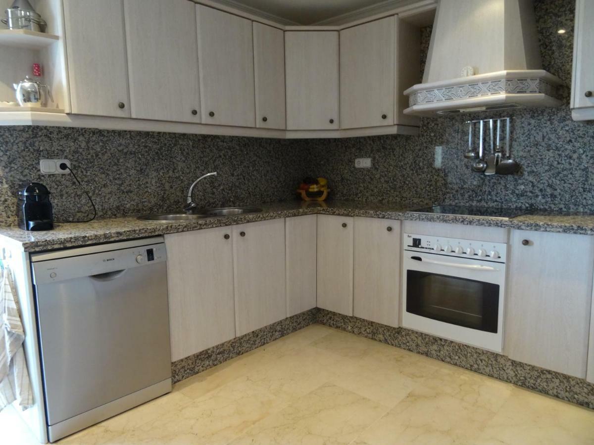Residencia Pez Espada Torremolinos Buitenkant foto