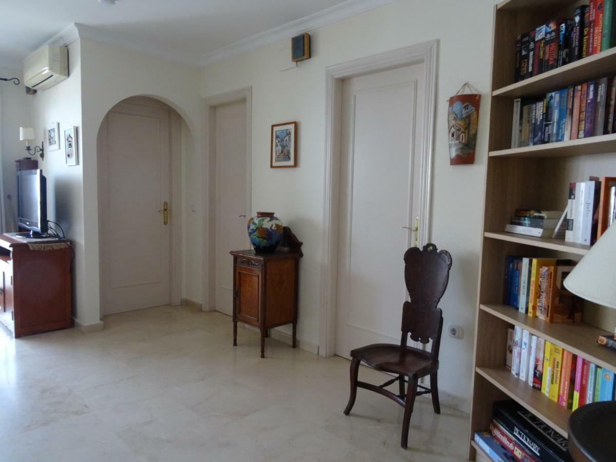 Residencia Pez Espada Torremolinos Buitenkant foto